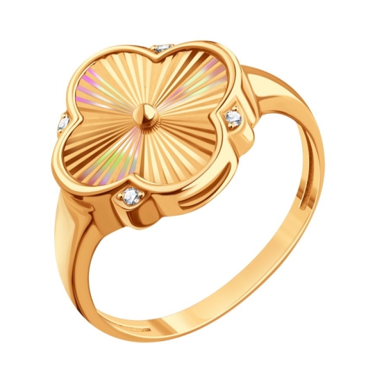 Кольцо из золота с рубиновым корундом и фианитами