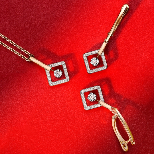 Серьги из золота с фианитами