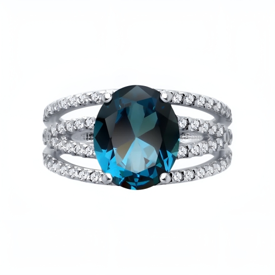 Серьги из серебра с ювелирными кристаллами и фианитами