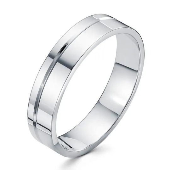 Кольцо из серебра с фианитами