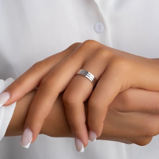 Кольцо из серебра с раухтопазом