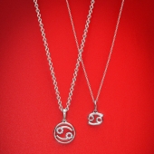 Подвеска из серебра с фианитами 