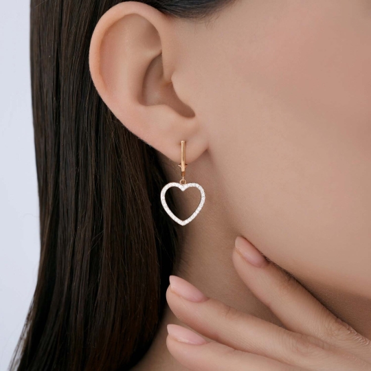 Серьги из золота с бриллиантами и сапфирами