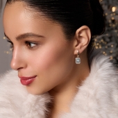 Серьги из золота с бриллиантами