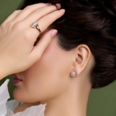 Кольцо из золота с бриллиантами