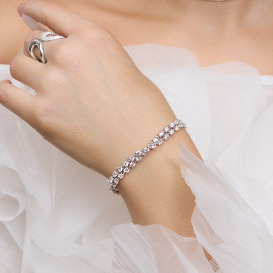 Браслет из серебра с агатами и фианитами