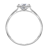 Кольцо из серебра с фианитом