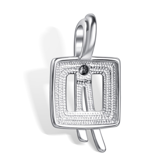 Подвеска из серебра с бриллиантом