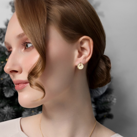 Подвеска из лимонного золота с алмазной гранью