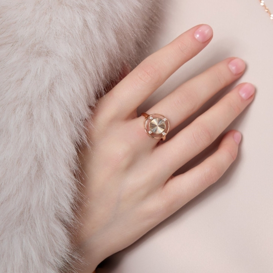 Серьги из золота с алмазной гранью и фианитами