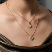 Подвеска из лимонного золота с алмазной гранью и фианитами