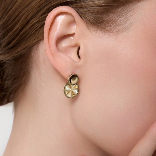 Серьги из золота с рубиновыми корундами