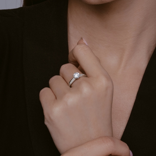 Кольцо из серебра с эмалью "ВДОХ-ВЫДОХ"