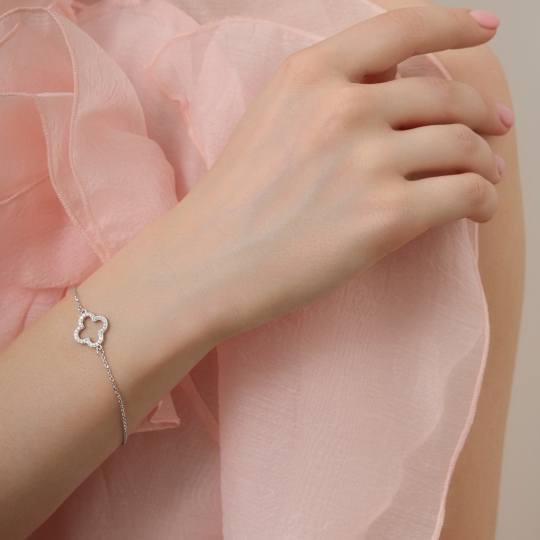 Браслет из серебра с фианитами