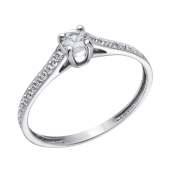 Кольцо из серебра с фианитами