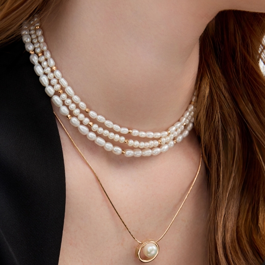 Колье-чокер из золота с жемчугом