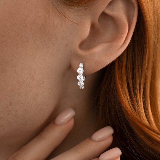 Серьги из серебра с фианитами