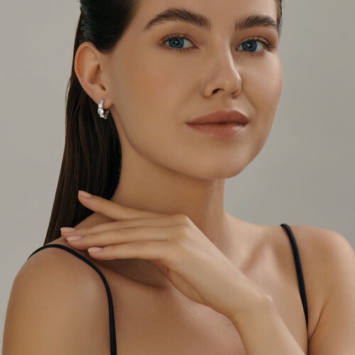 Серьги из серебра с фианитами 