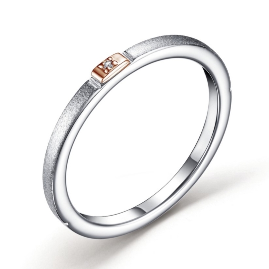 Серьги из серебра с золотыми вставками и бриллиантами