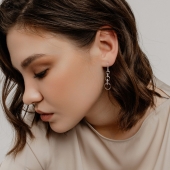 Серьги из серебра с фианитами 