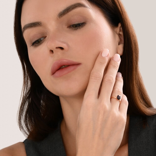 Кольцо из серебра с позолотой и гранатом