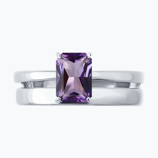 Кольцо из серебра с опалом