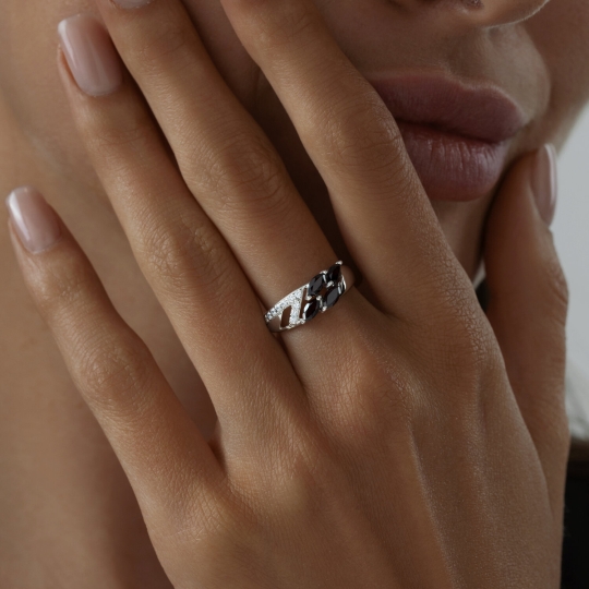 Кольцо из серебра с топазами London и фианитами