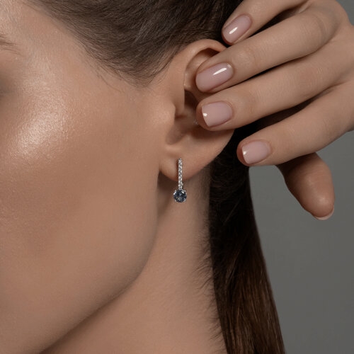 Серьги из серебра с топазами 