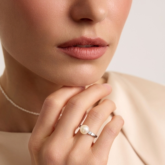 Серьги из серебра с жемчугом и фианитами