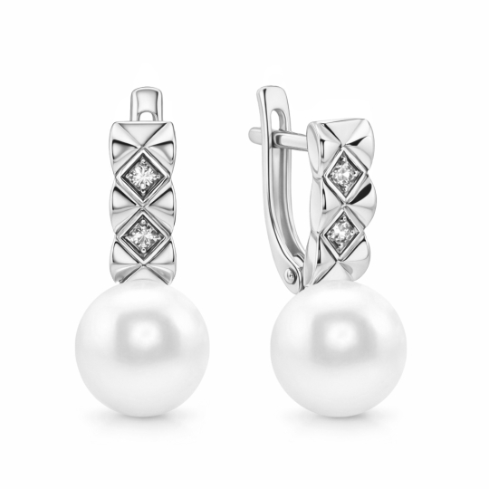 Кольцо из серебра с жемчугом и фианитами