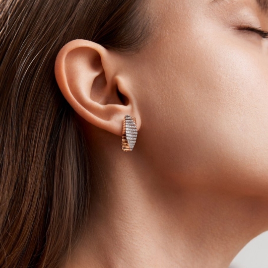 Кольцо из золота с бриллиантами