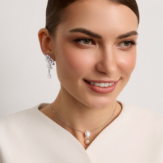 Подвеска из серебра с фианитами "Сердце"