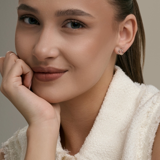 Серьги из золота с бриллиантами и сапфирами