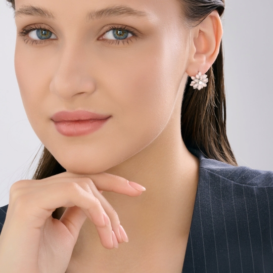 Одиночная серьга из серебра с фианитами 