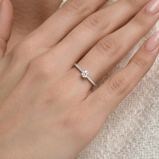 Кольцо из серебра с раухтопазом и фианитами