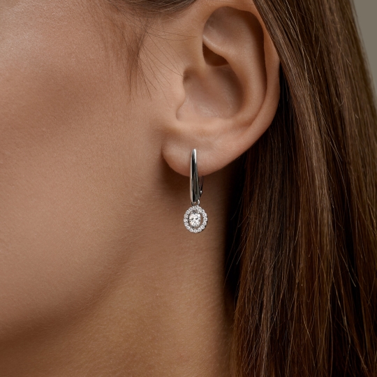 Серьги из серебра с фианитами 