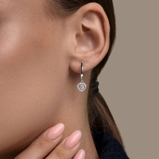 Серьги из серебра с фианитами