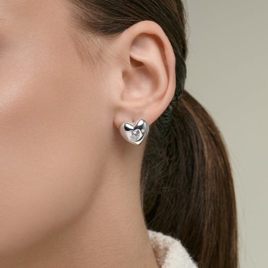 Кольцо из серебра с фианитом