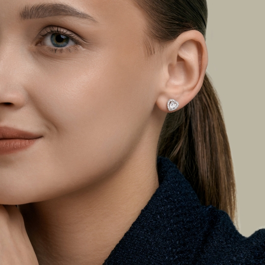 Подвеска из белого золота с фианитами