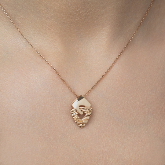 Подвеска из золота