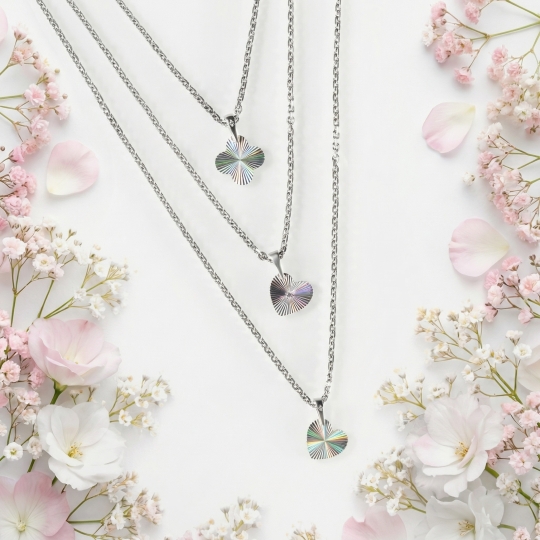 Подвеска из серебра с алмазной гранью и фианитом