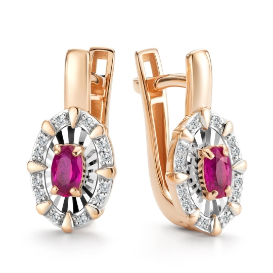 Кольцо из золота с бриллиантами и рубином