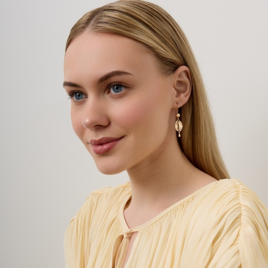 Серьги из золота с алмазной гранью