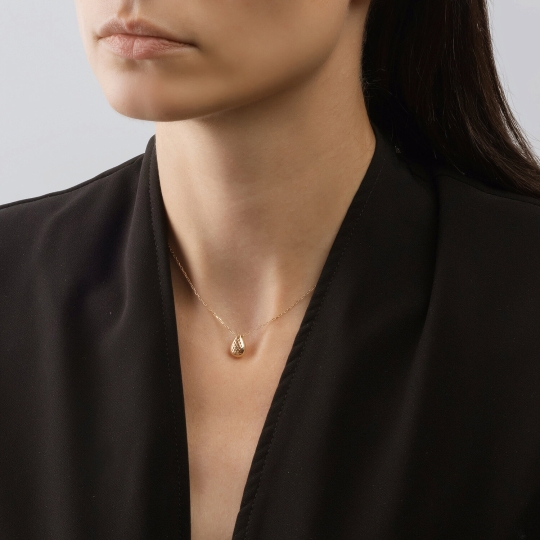 Колье из золота