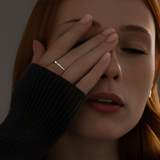 Кольцо из серебра с черными фианитами