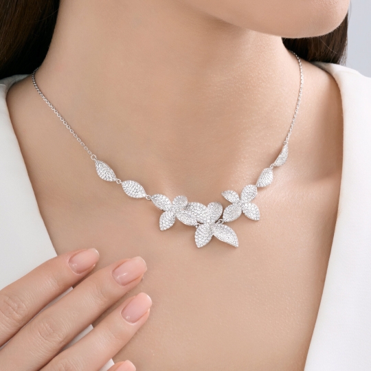 Колье из серебра с фианитами