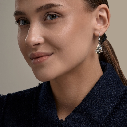 Серьги из серебра с ювелирными кристаллами
