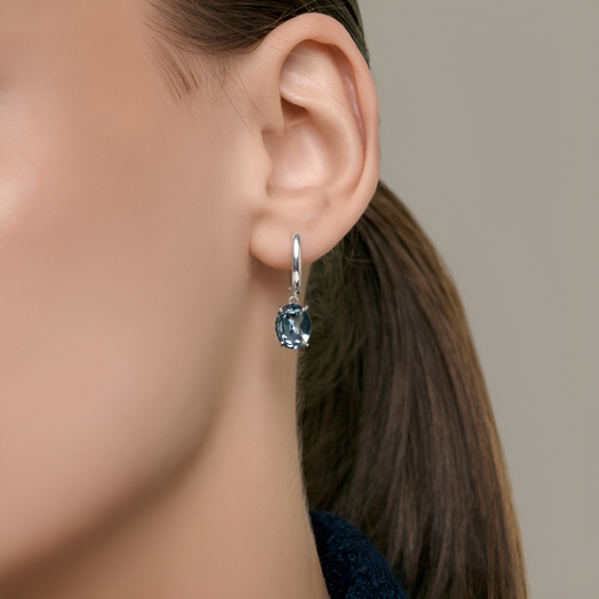 Серьги из серебра с фианитами