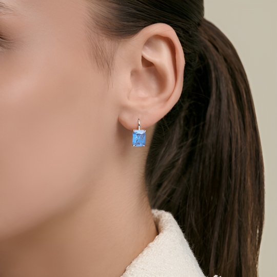 Серьги из серебра с фианитами