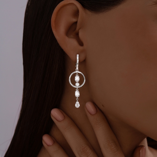 Серьги из серебра с сапфировыми корундами и фианитами